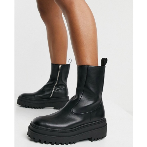 Steve Madden Shoes - STEVE MADDEN Dallas Calf Boot in Black Size US 8.5
